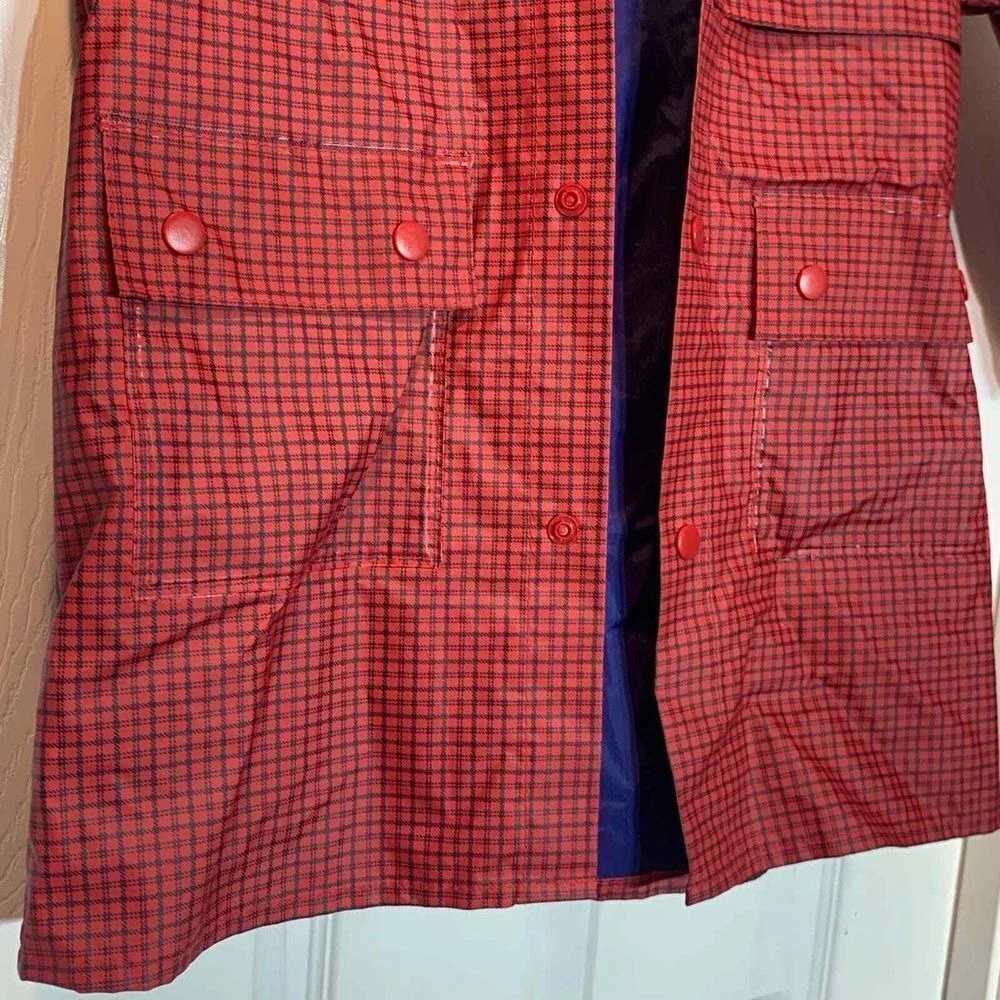 EUC Land's End Red and Blue Plaid Raincoat Windbreaker Size‎ Medium (5-6)